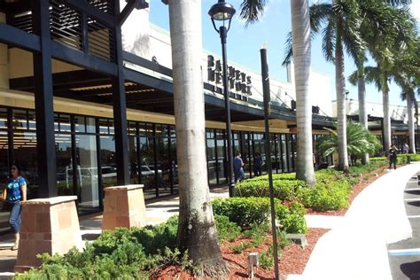 sawmill outlets fort lauderdale.